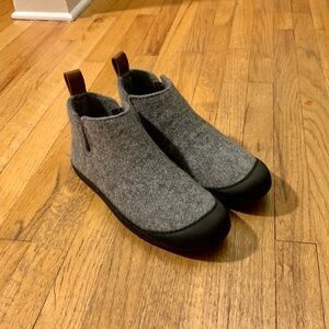 Greys Huckberry Outdoor Slipper Boots Loafers NEW